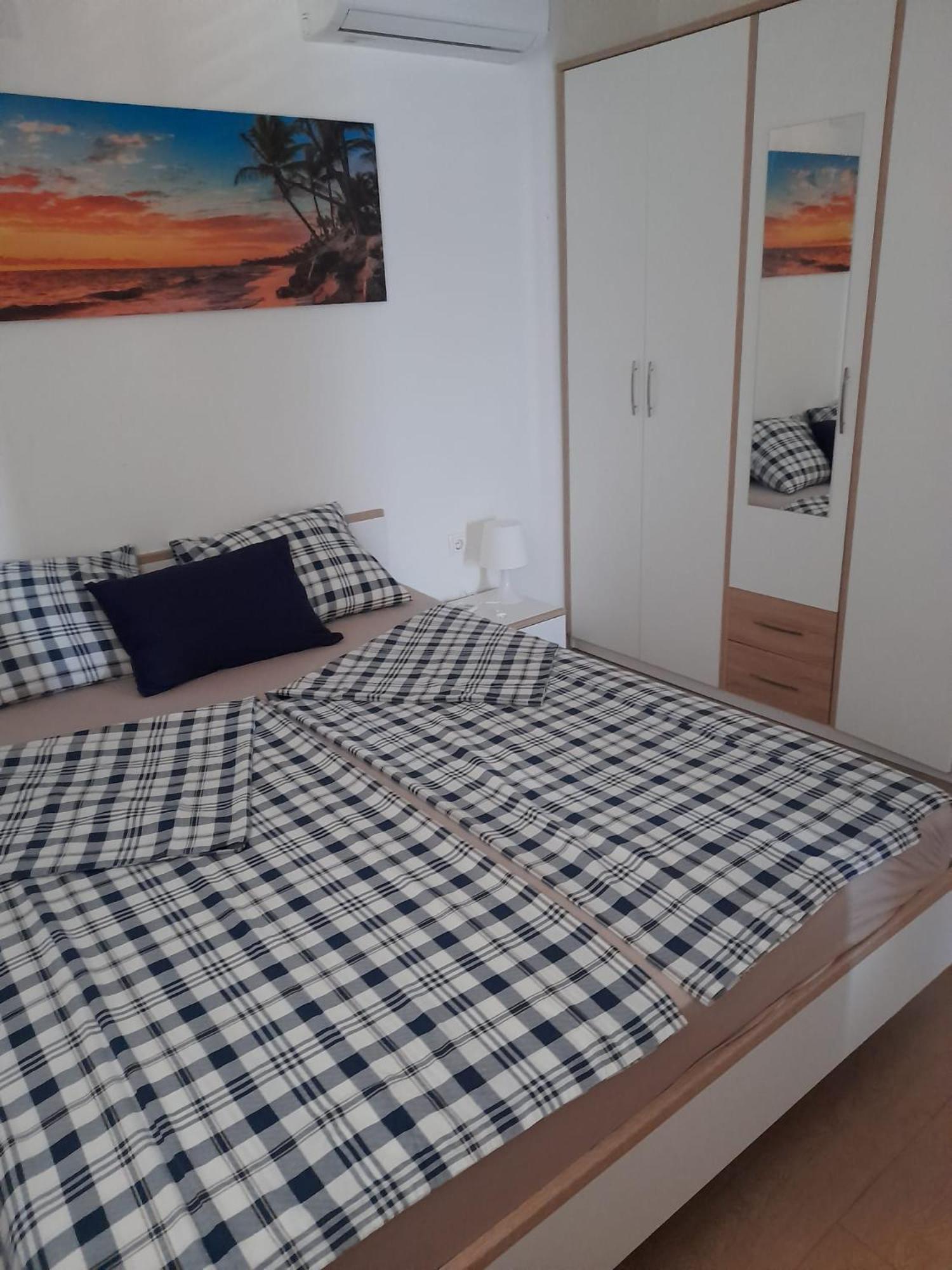 Apartment Leon & Grga Šibuljina エクステリア 写真